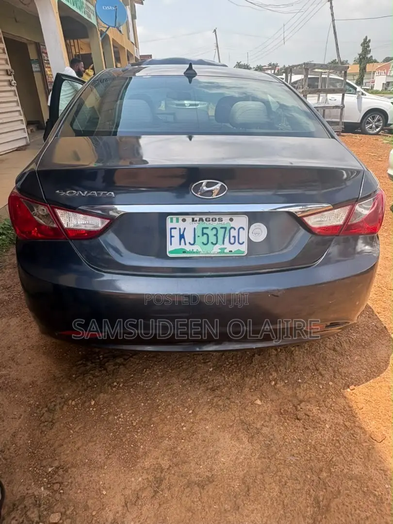 Hyundai Sonata 2012 Gray