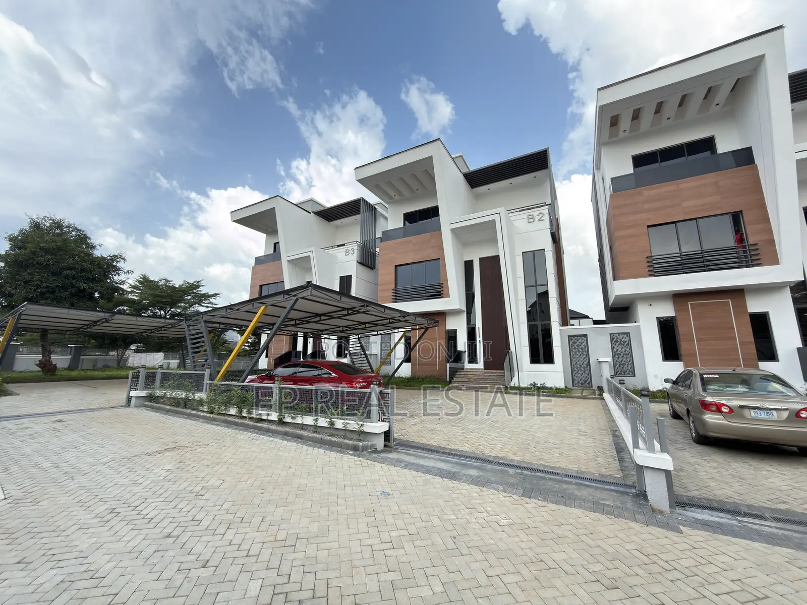 6bdrm Duplex in Katampe Extension for sale