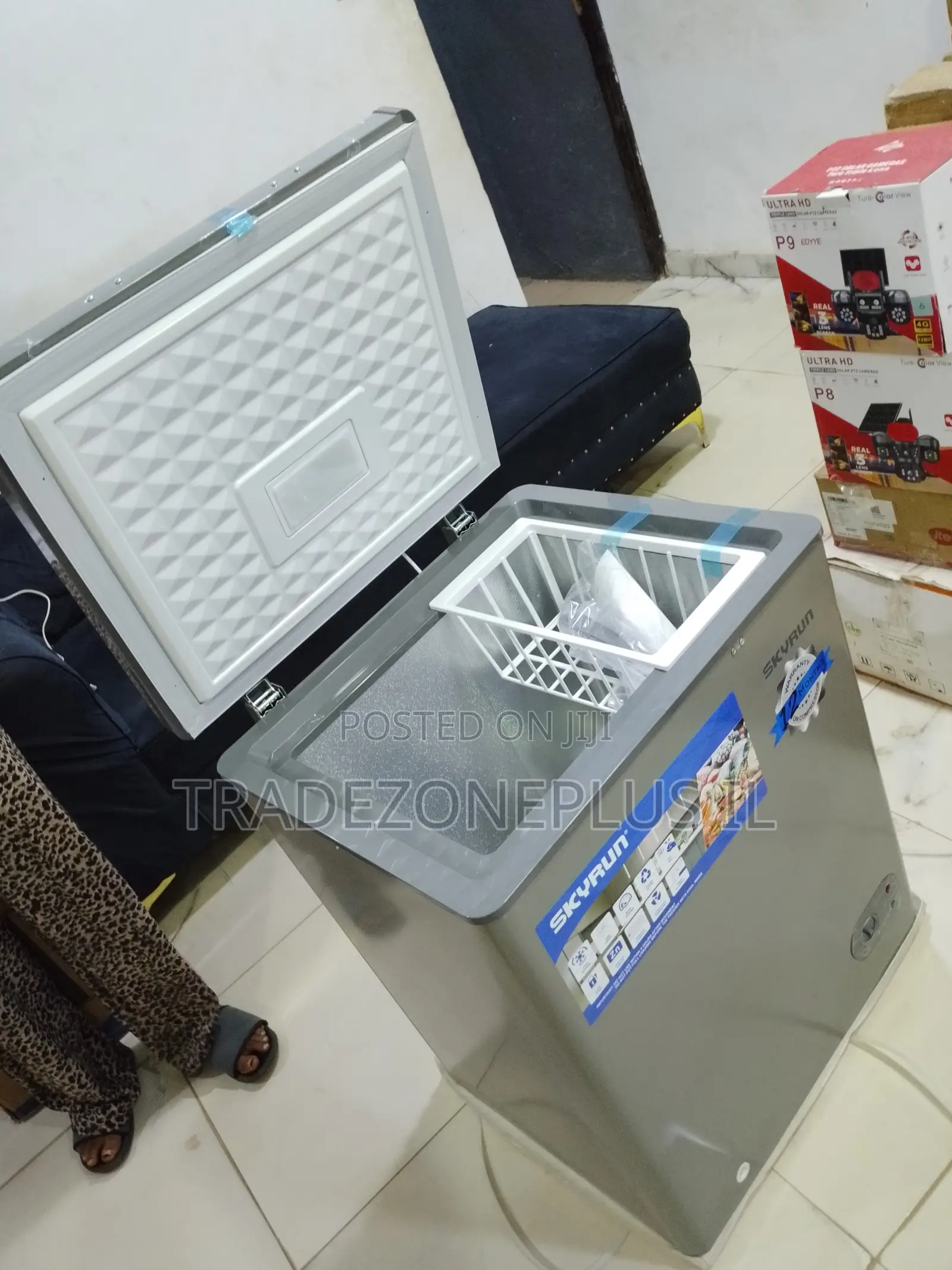 Skyrun 100L Chest Freezer for Small Households