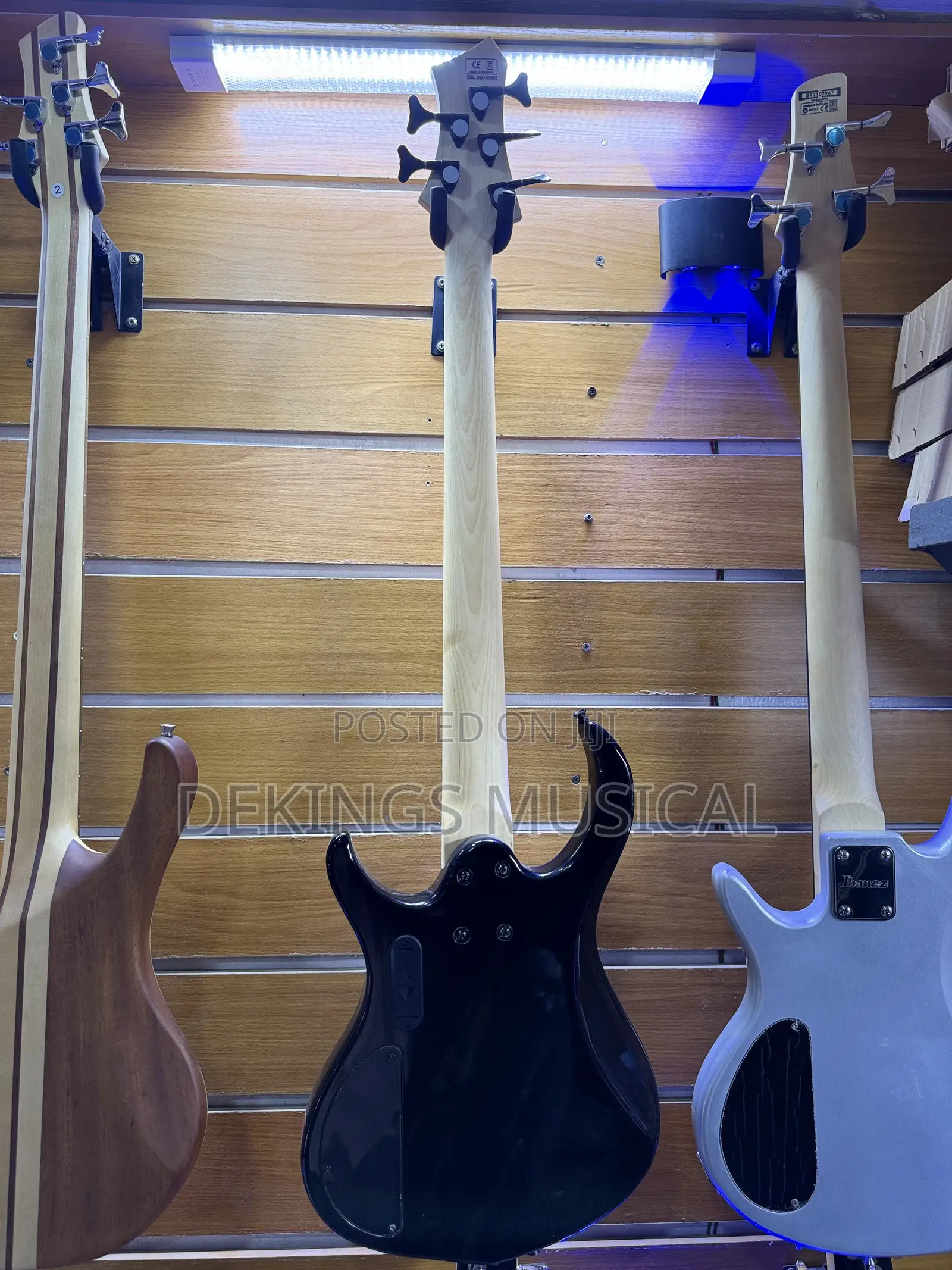 Big Pickup Ibanez 5 Strings Guitar - Passive