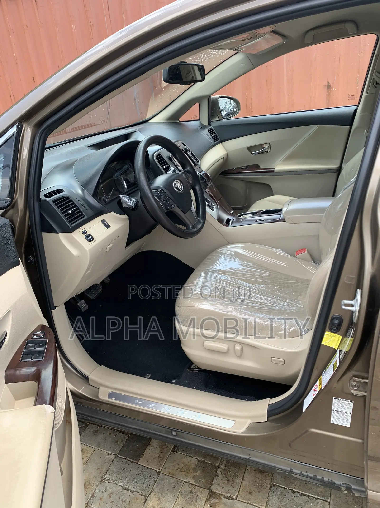 Toyota Venza LE AWD 2013 Brown