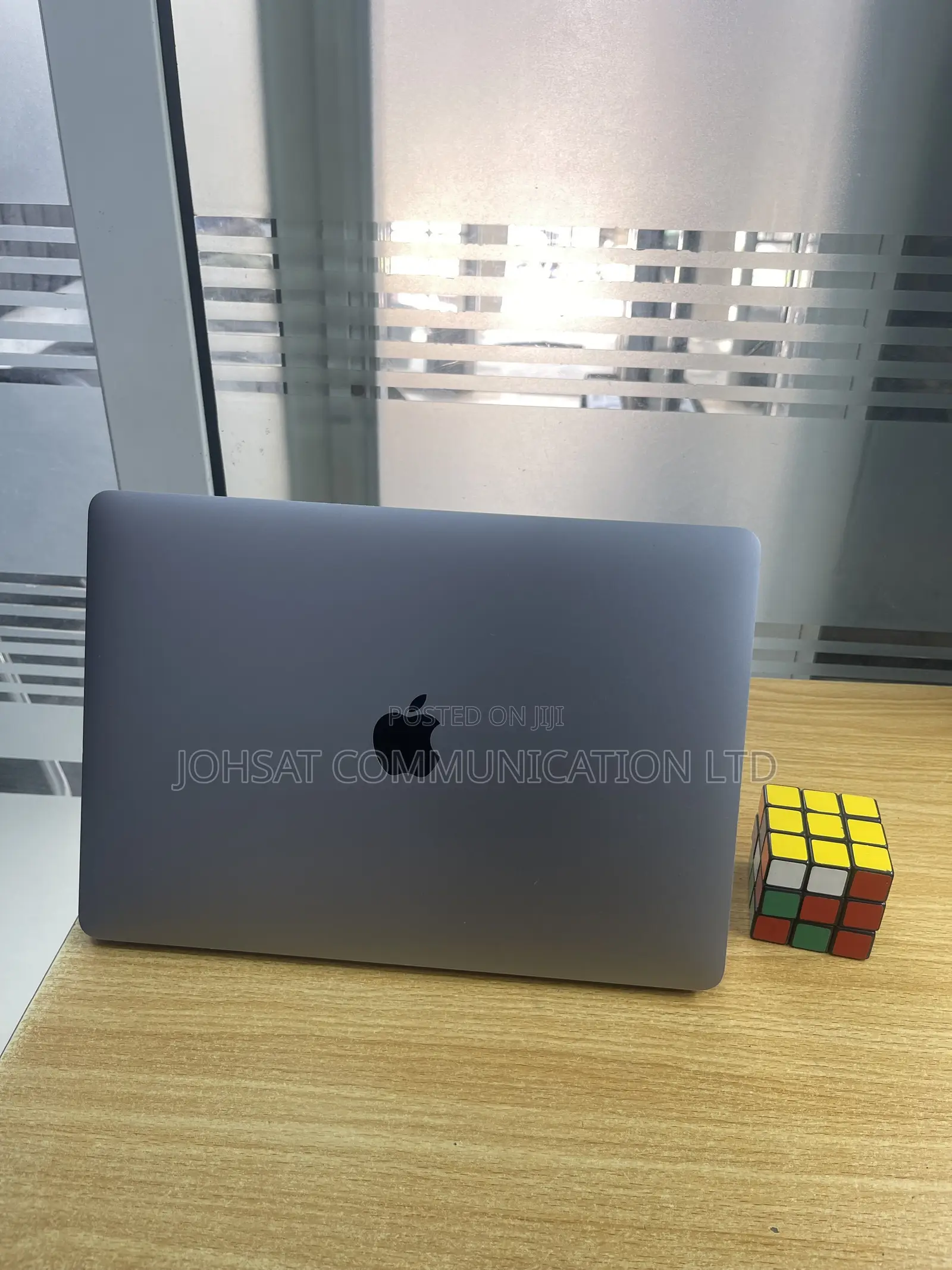 Laptop Apple MacBook Pro 2020 16GB Intel Core i7 SSD 512GB