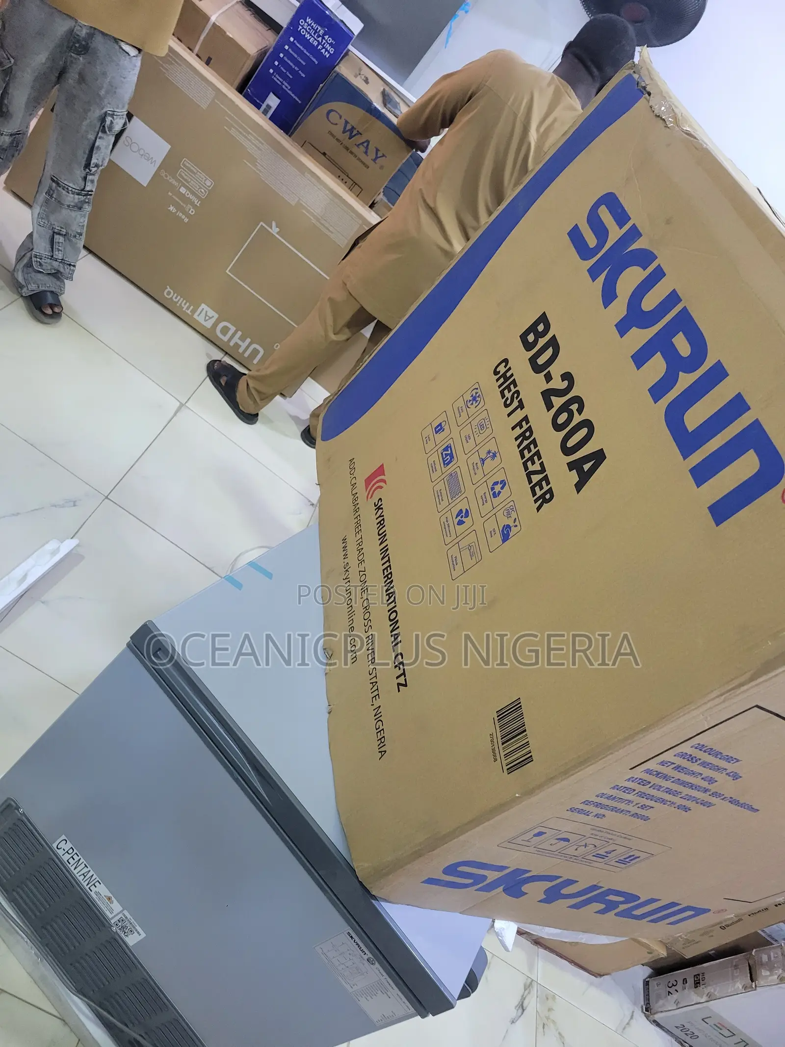 Skyrun 260L Chest Freezer for Everyday Storage