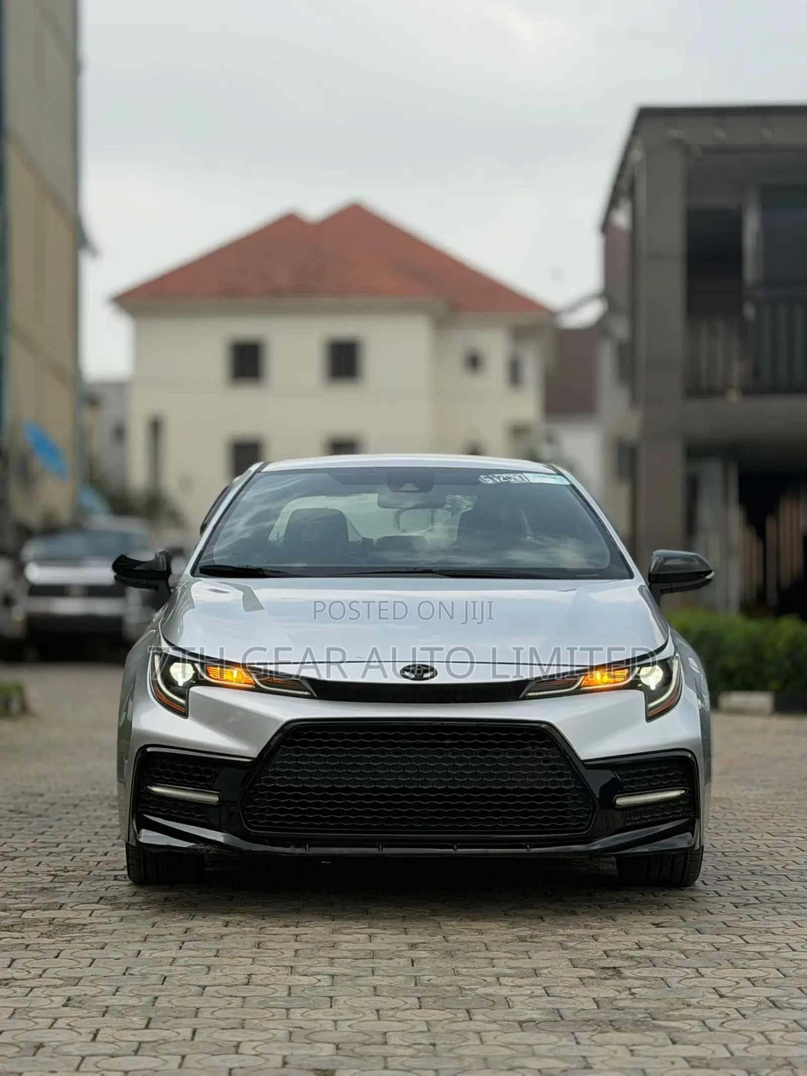 Toyota Corolla SE 2022 Silver
