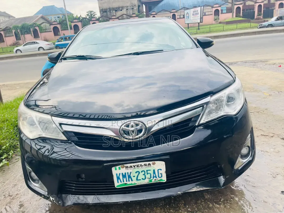 Toyota Camry 2013 Black