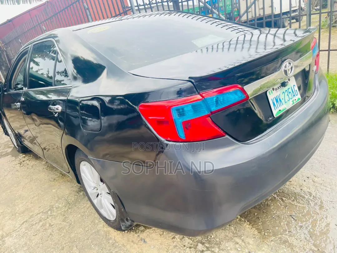 Toyota Camry 2013 Black