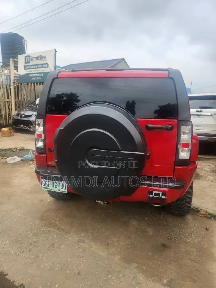 Hummer H3 2009 Red
