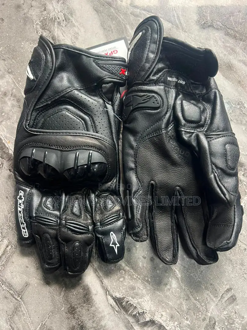 Short Alphinestar Leather Gloves for Biker/Rider