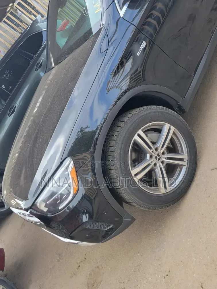 Mercedes-Benz GLC-Class 2022 Black