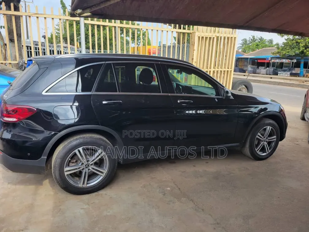 Mercedes-Benz GLC-Class 2022 Black