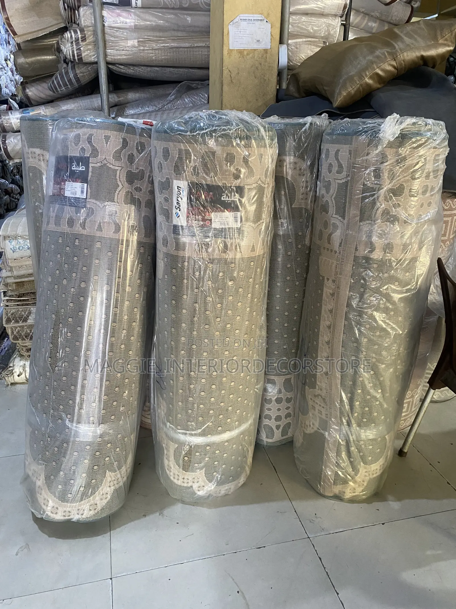 Mosque Prayer Rugs 10meters, 33 Feets