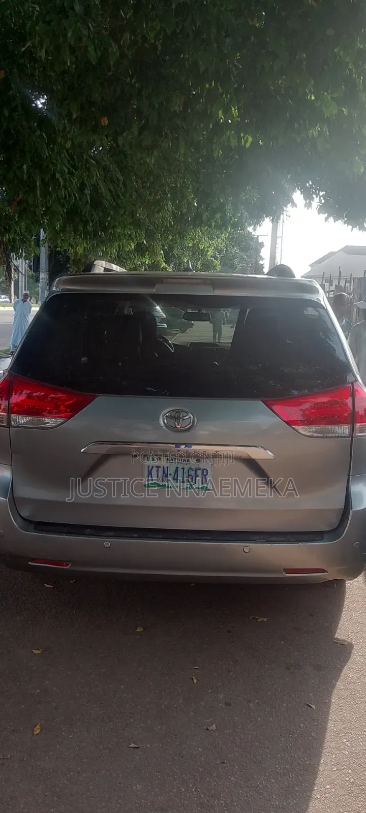 Toyota Sienna 2011 Gray