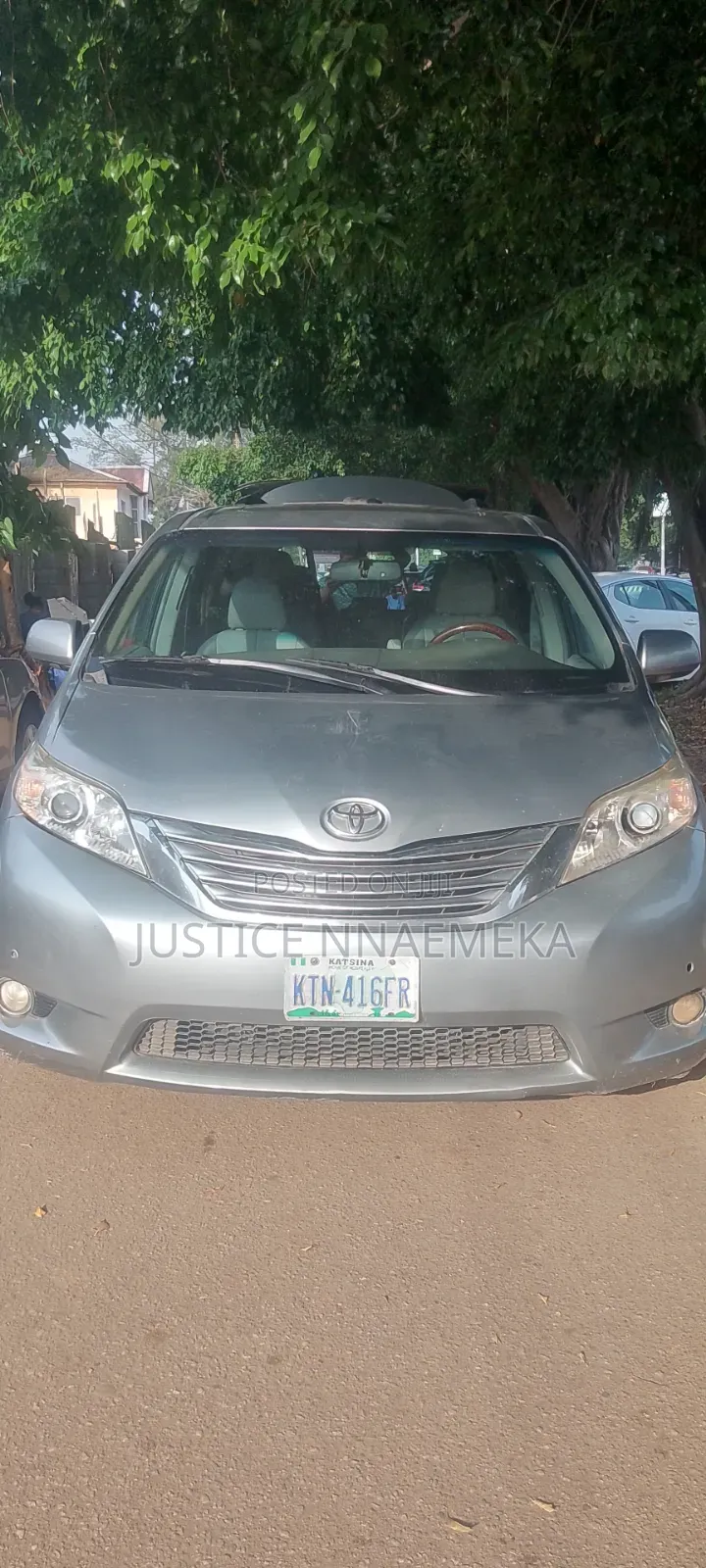 Toyota Sienna 2011 Gray