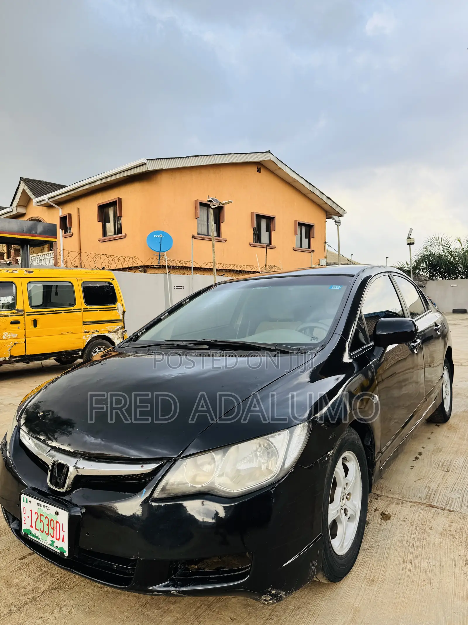 Honda Civic 1.8i VTEC Automatic 2008 Black