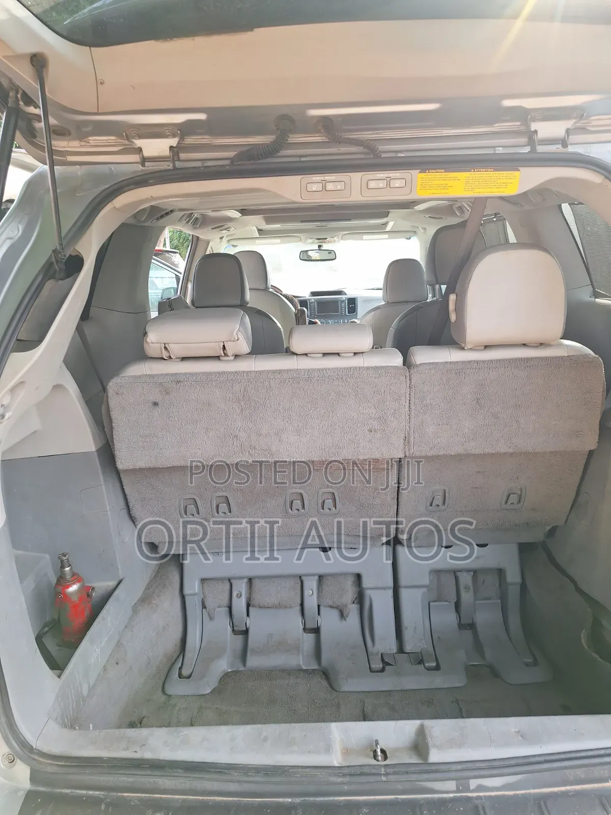 Toyota Sienna 2011 Gray