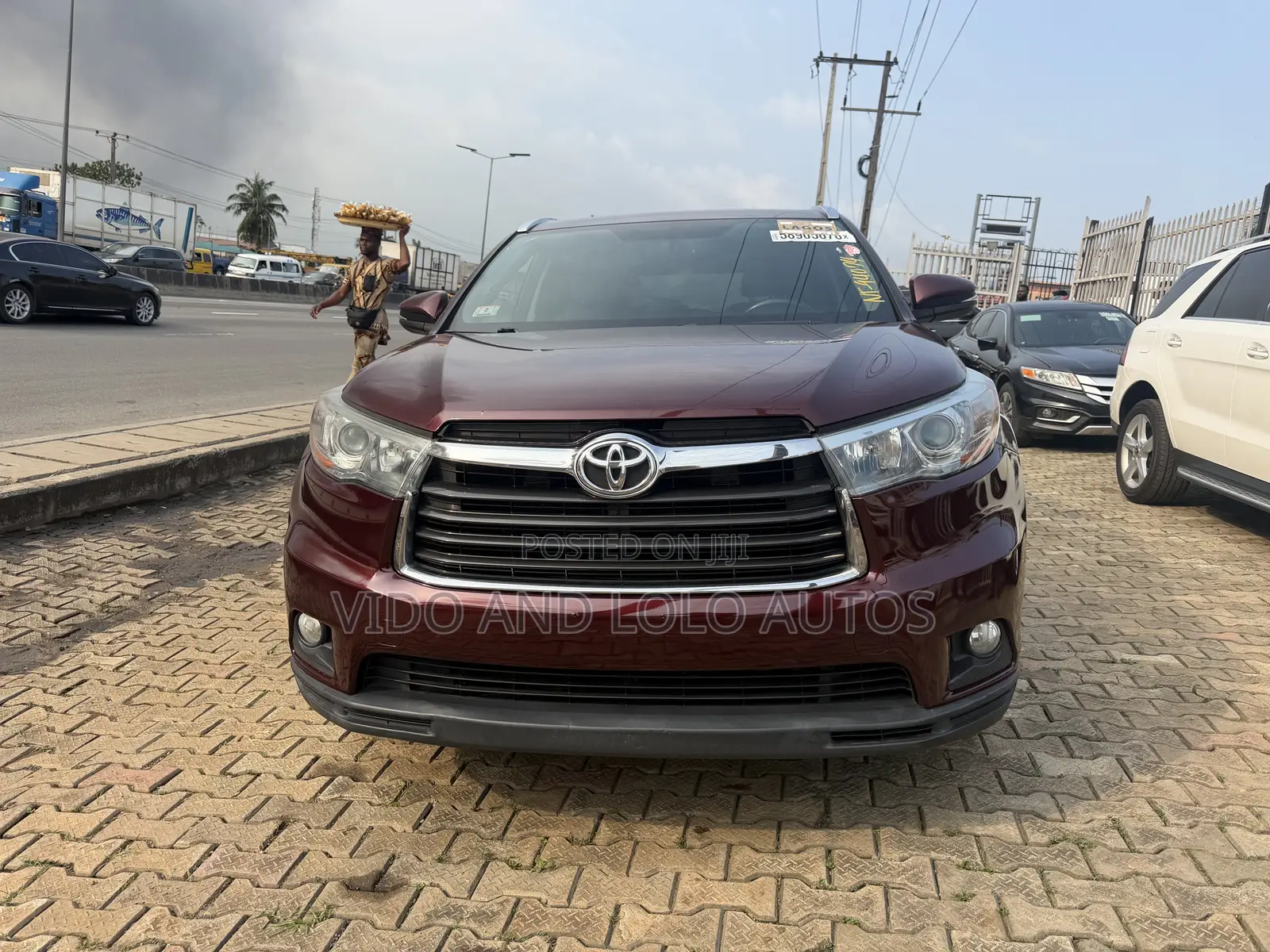 Toyota Highlander XLE 4dr SUV (3.5L 6cyl 6A) 2015 Burgundy