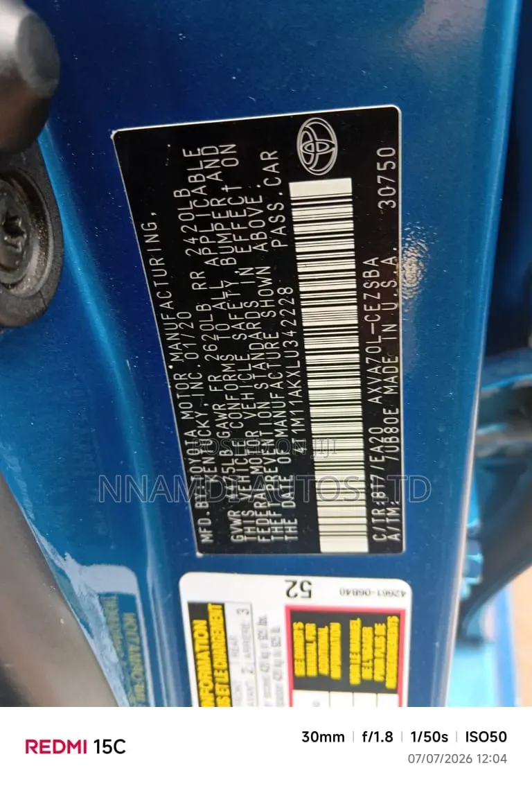 Toyota Camry 2020 Blue
