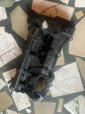 Hyundai Sonata 2012 Valve Cover