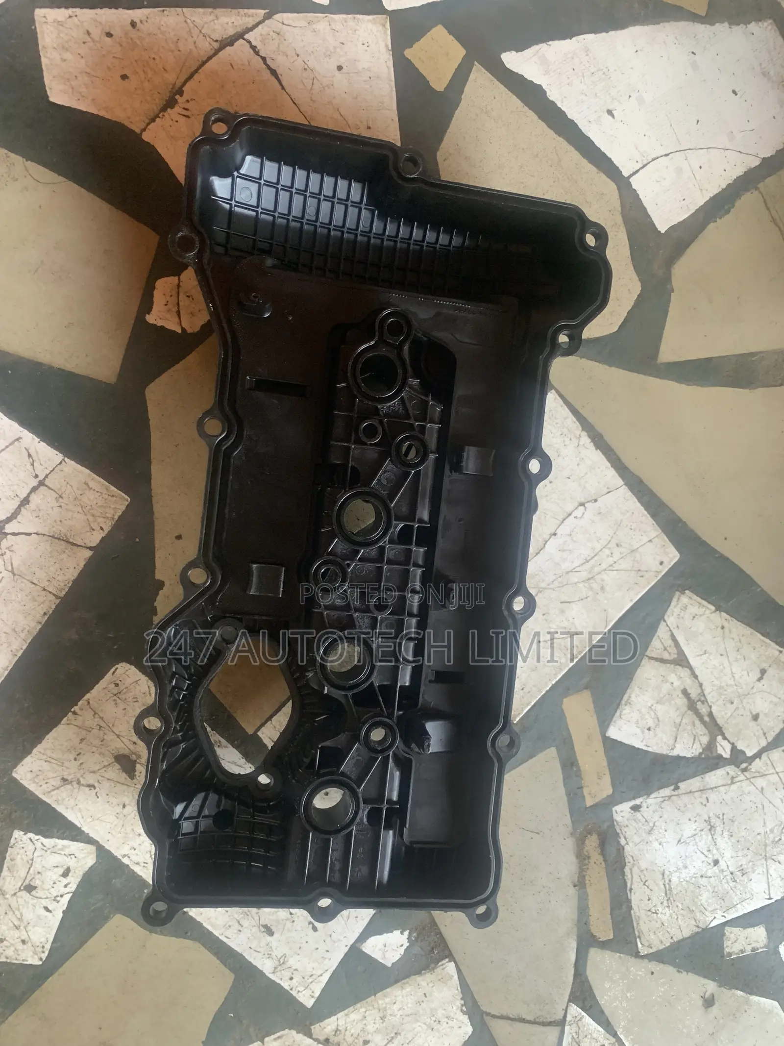 Hyundai Sonata 2012 Valve Cover