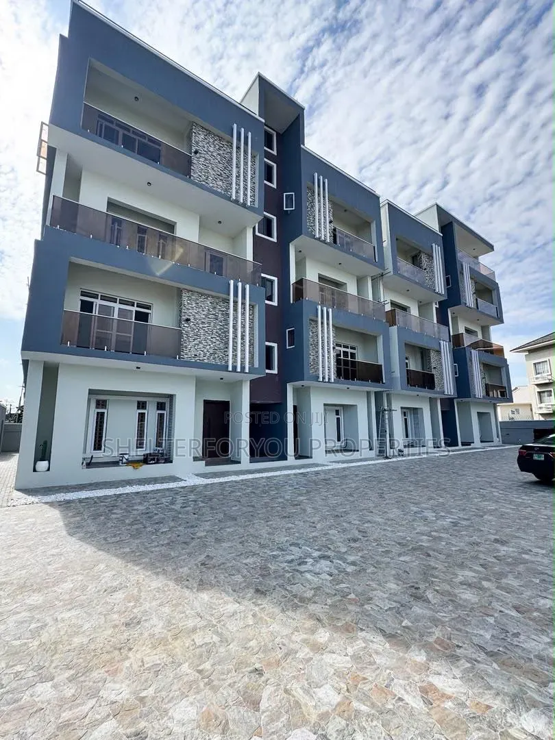 2bdrm Maisonette in Lekki Phase 1 for sale