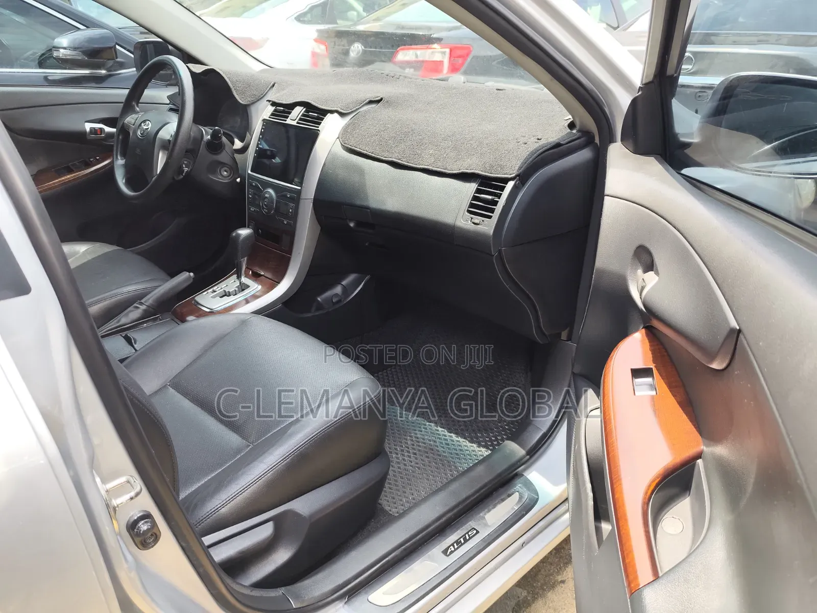 Toyota Corolla S 4dr Sedan (1.8L 4cyl 4A) 2012 Silver