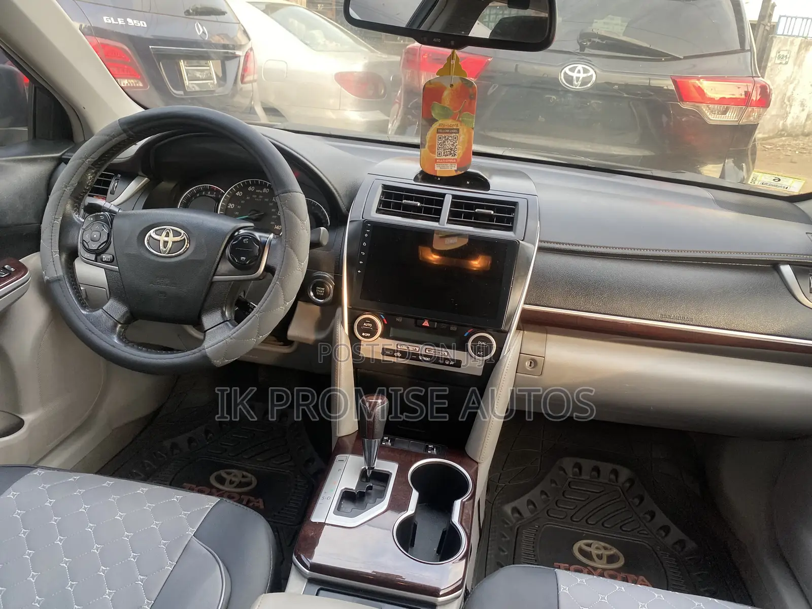 Toyota Camry XLE 4dr Sedan (2.5L 4cyl 6A) 2013 Black