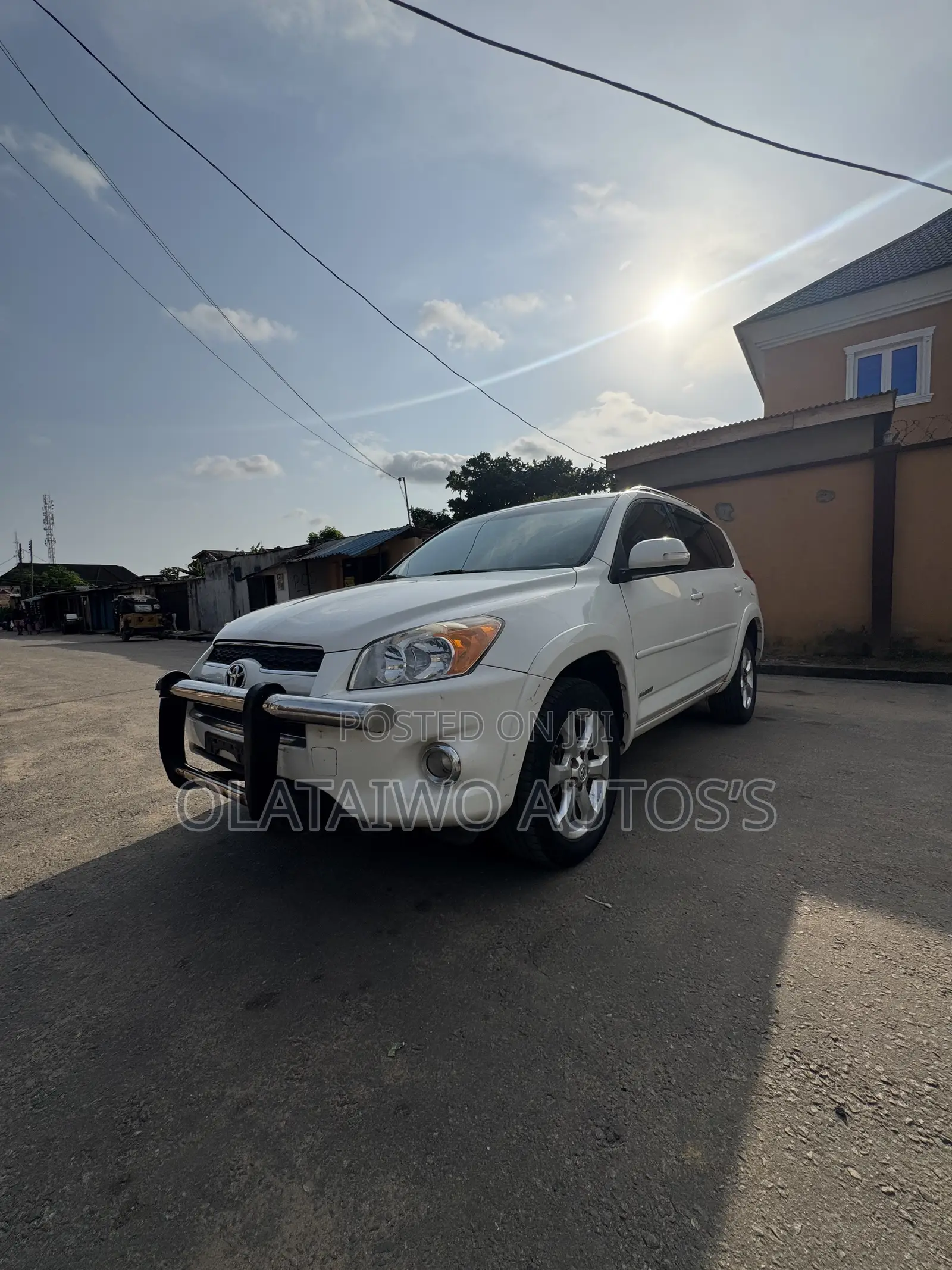 Toyota RAV4 Limited 2011 White
