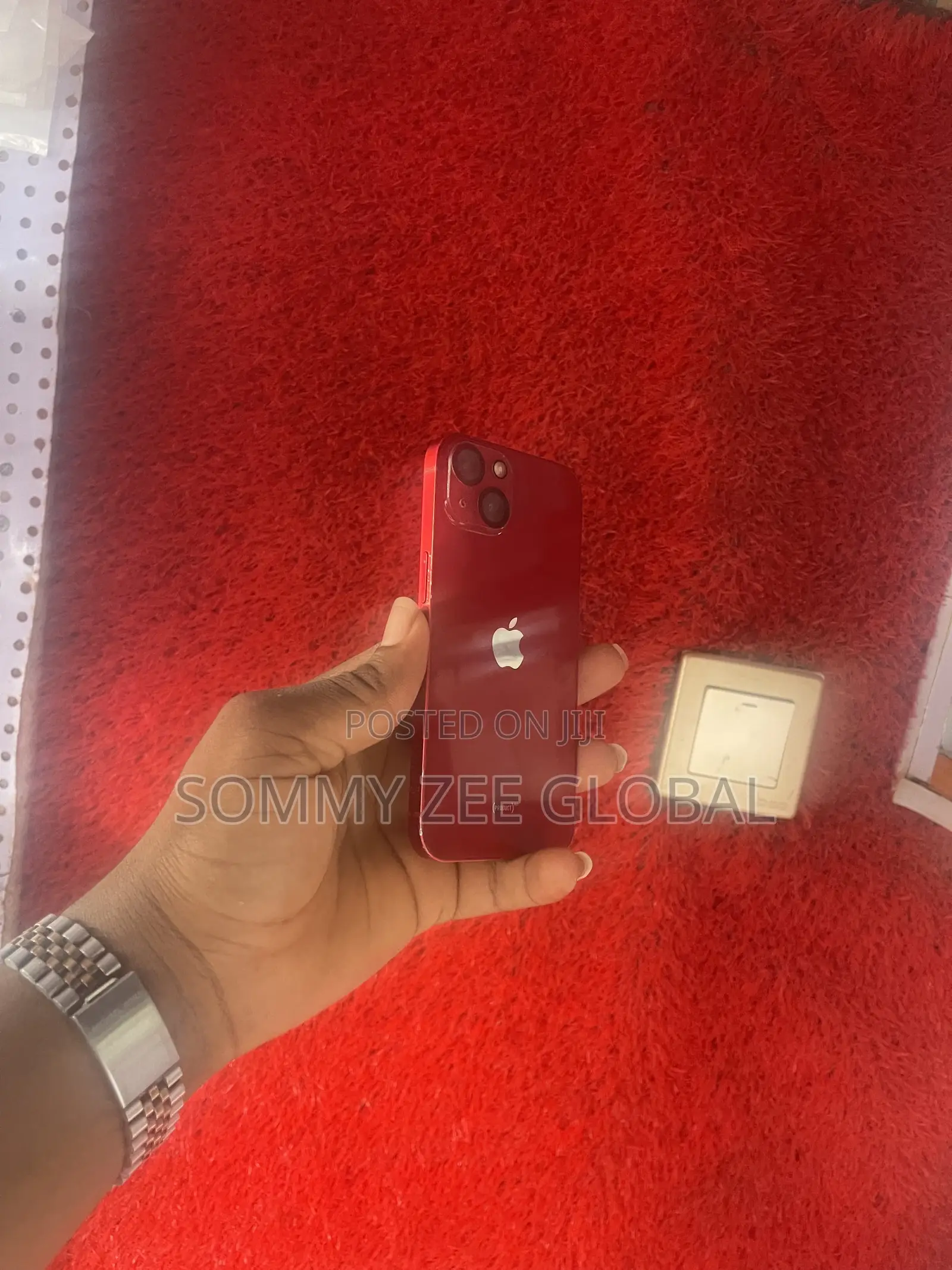 Apple iPhone 13 128 GB Red
