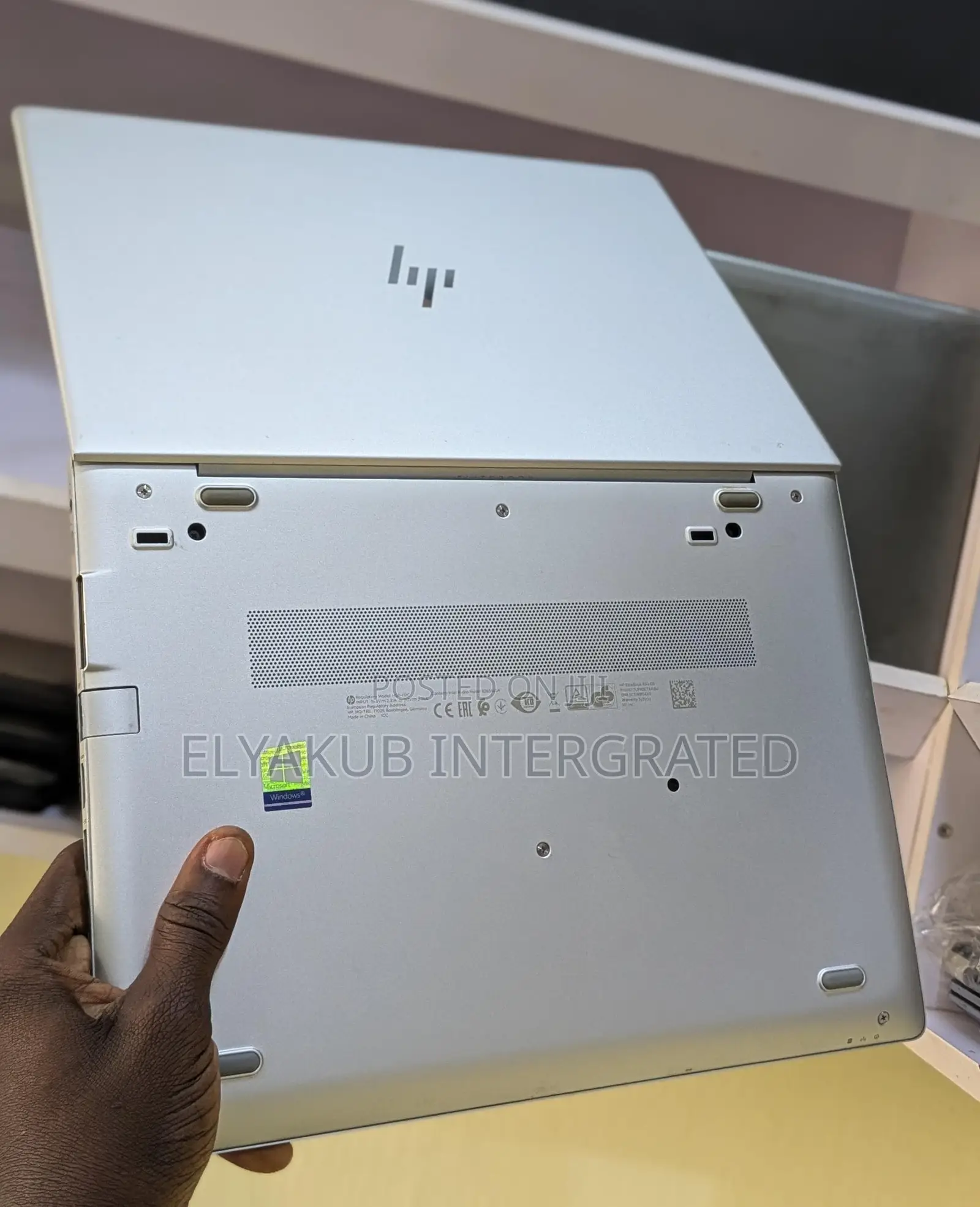 New Laptop HP EliteBook 830 G5 8GB Intel Core i5 SSD 256GB