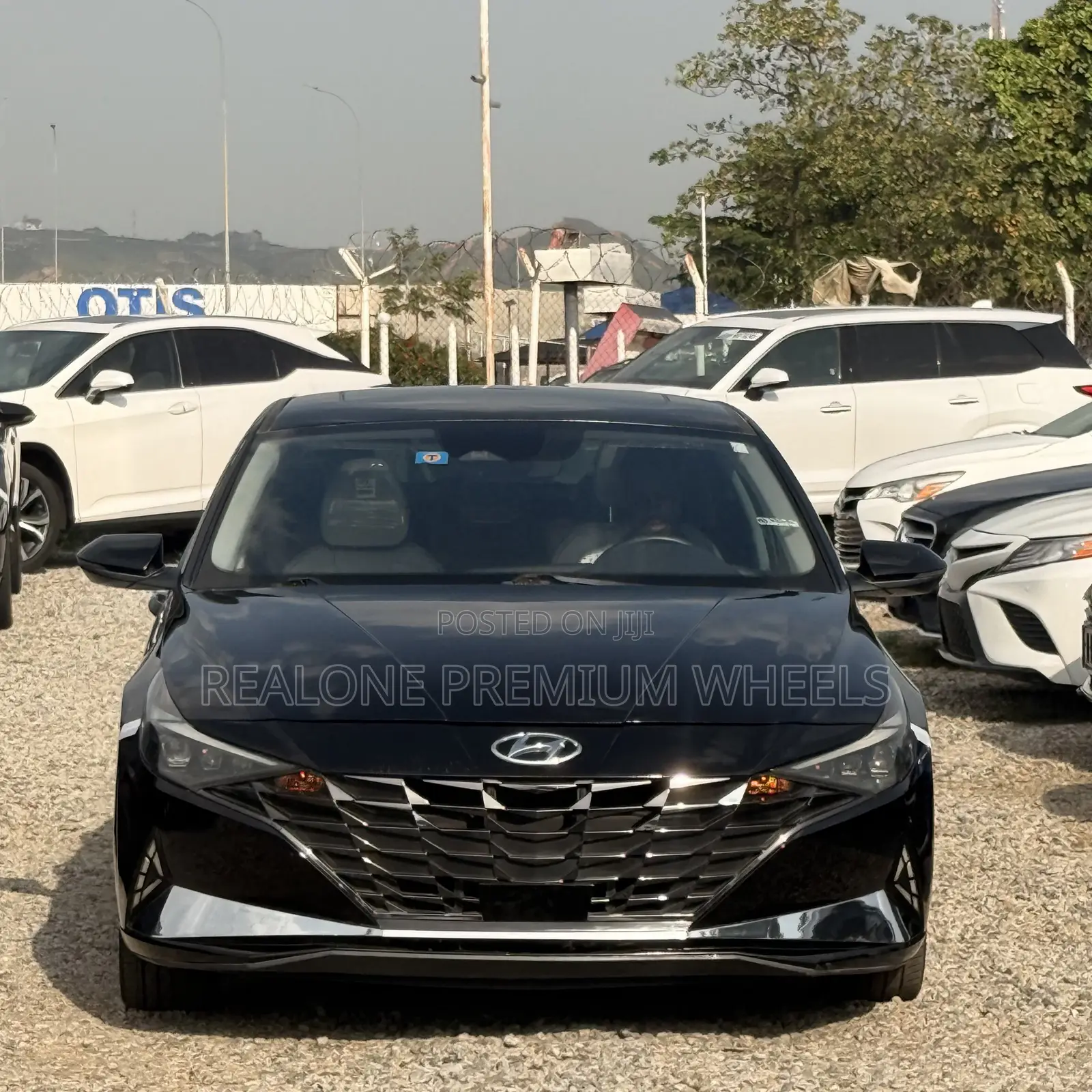 Hyundai Elantra Limited 2022 Black