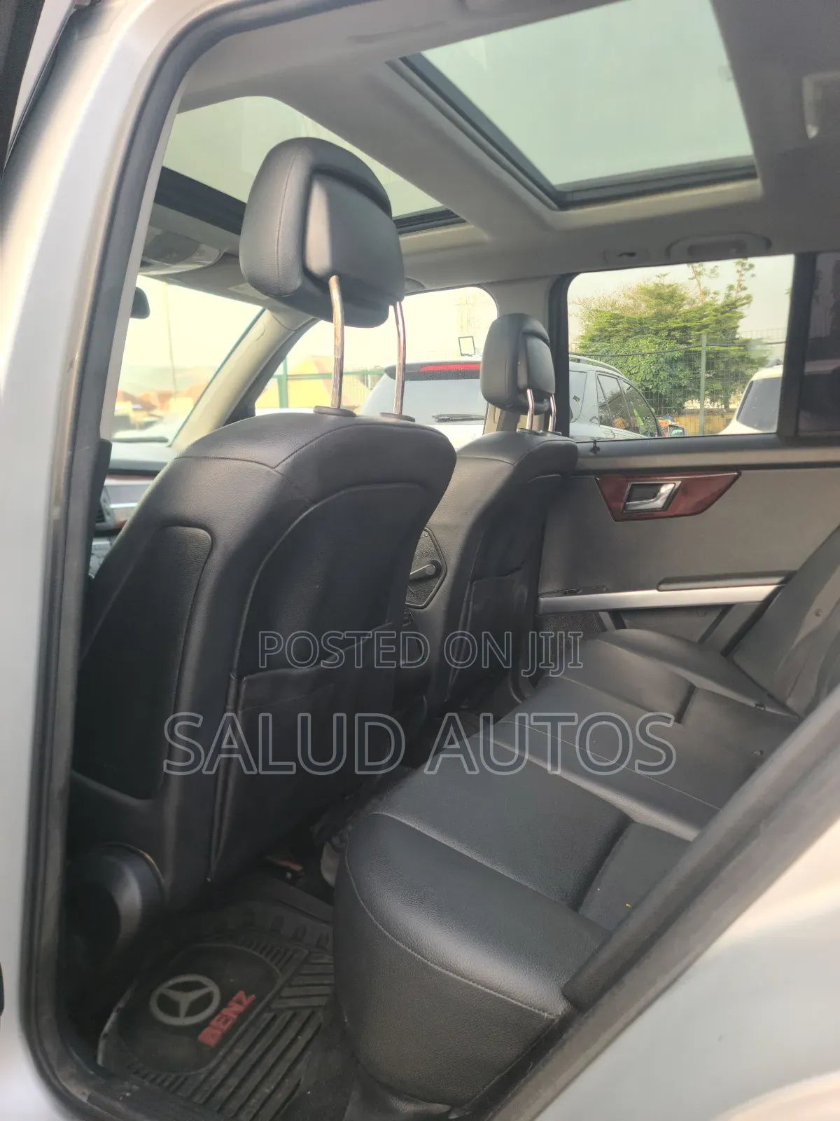 Mercedes-Benz GLK-Class 350 4MATIC 2010 Silver