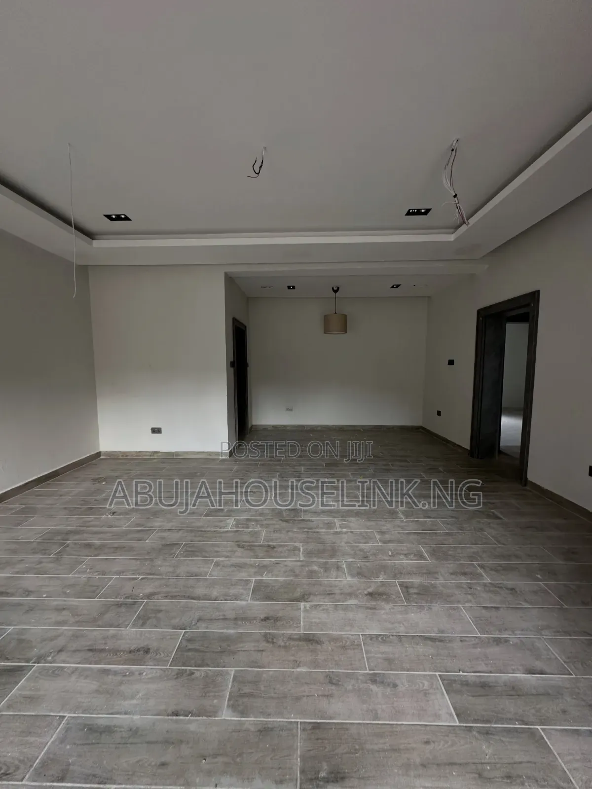 2bdrm Apartment in Jahi Abuja for sale