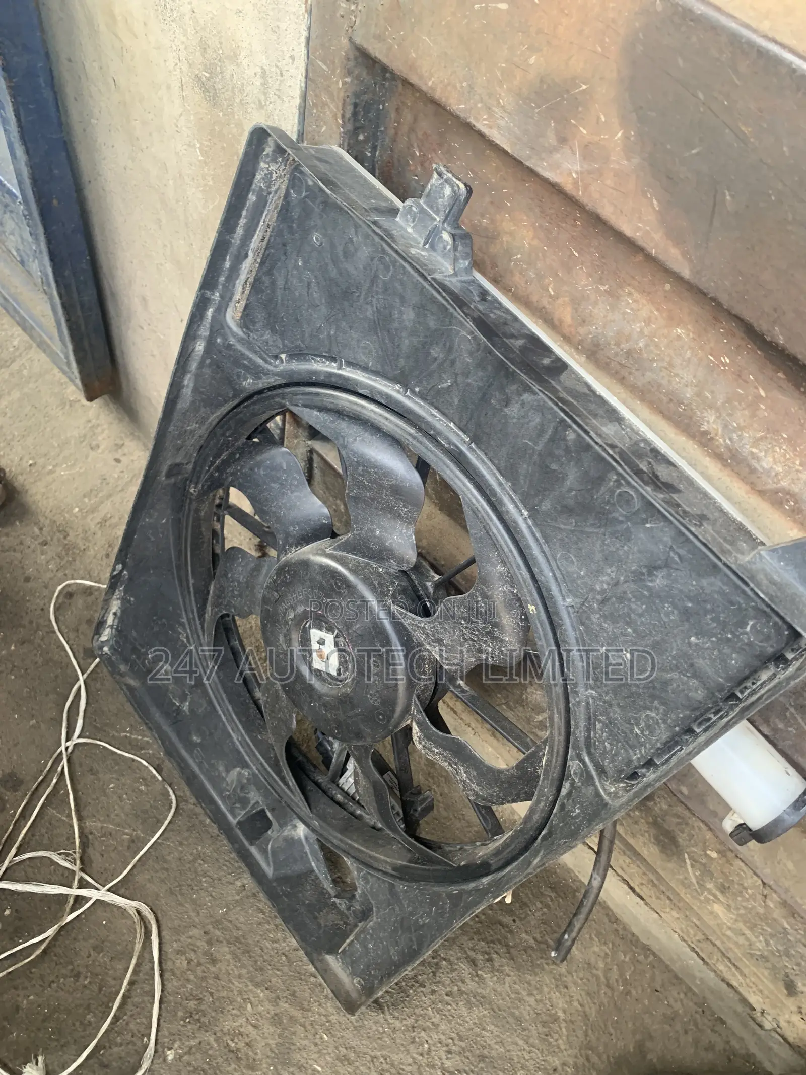 Complete Radiator Fan Hyundai Elantra 2014