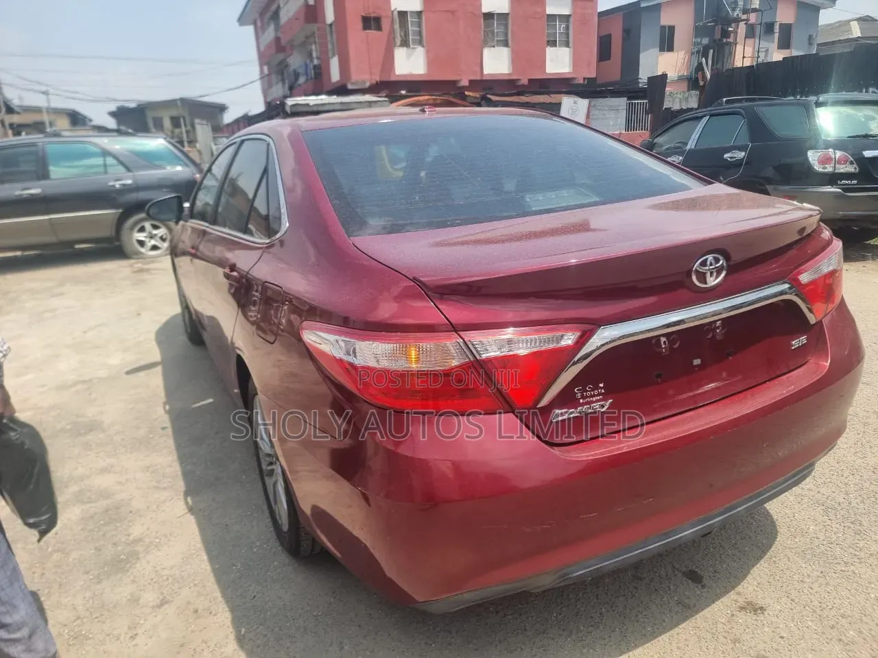Toyota Camry SE 4dr Sedan (2.5L 4cyl 6A) 2015 Red