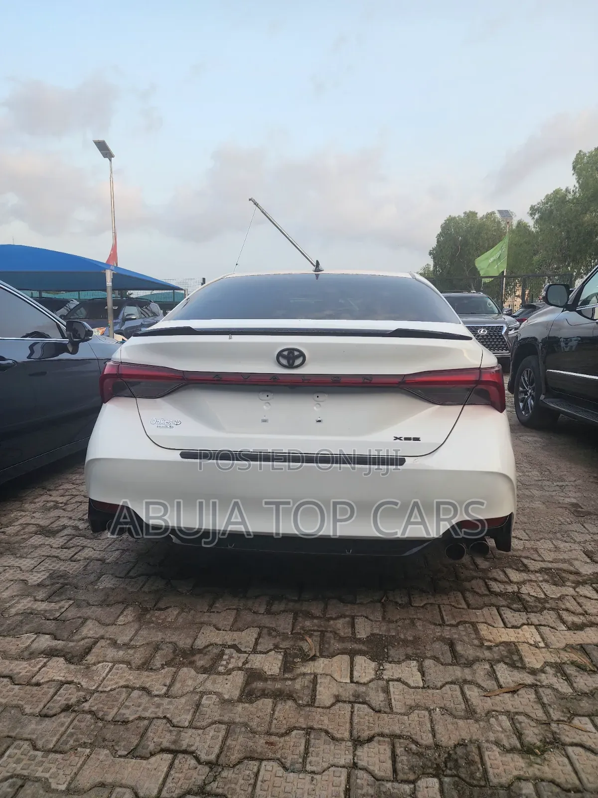 Toyota Avalon XSE Nightshade 2021 White