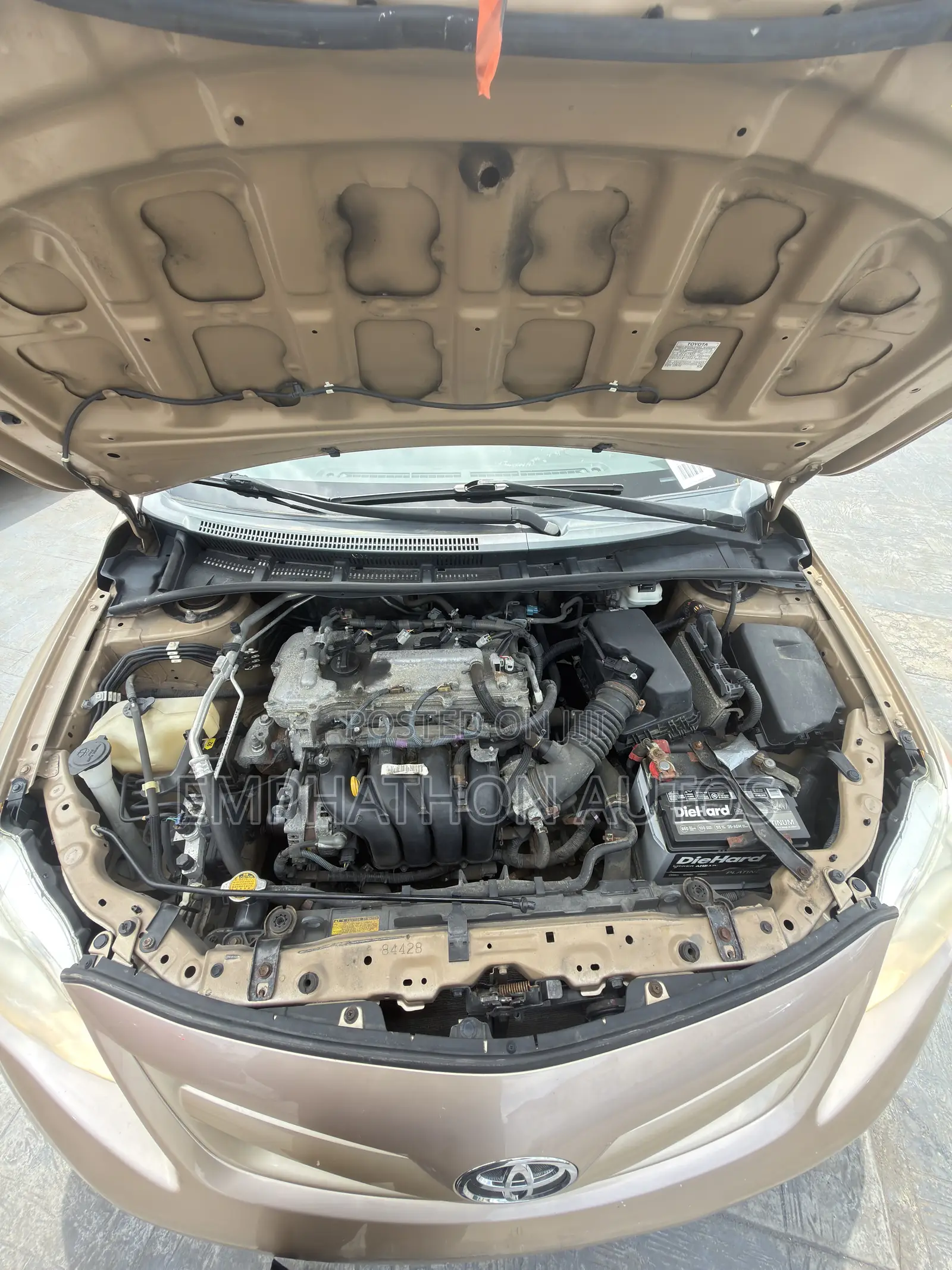 Toyota Corolla 2012 Gold