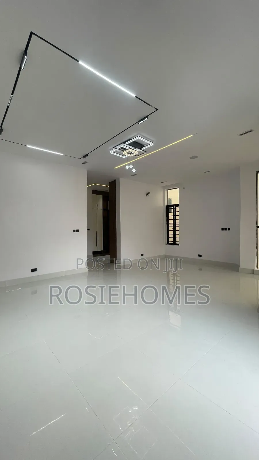 5bdrm Duplex in Harris Drive, VGC / Ajah for sale