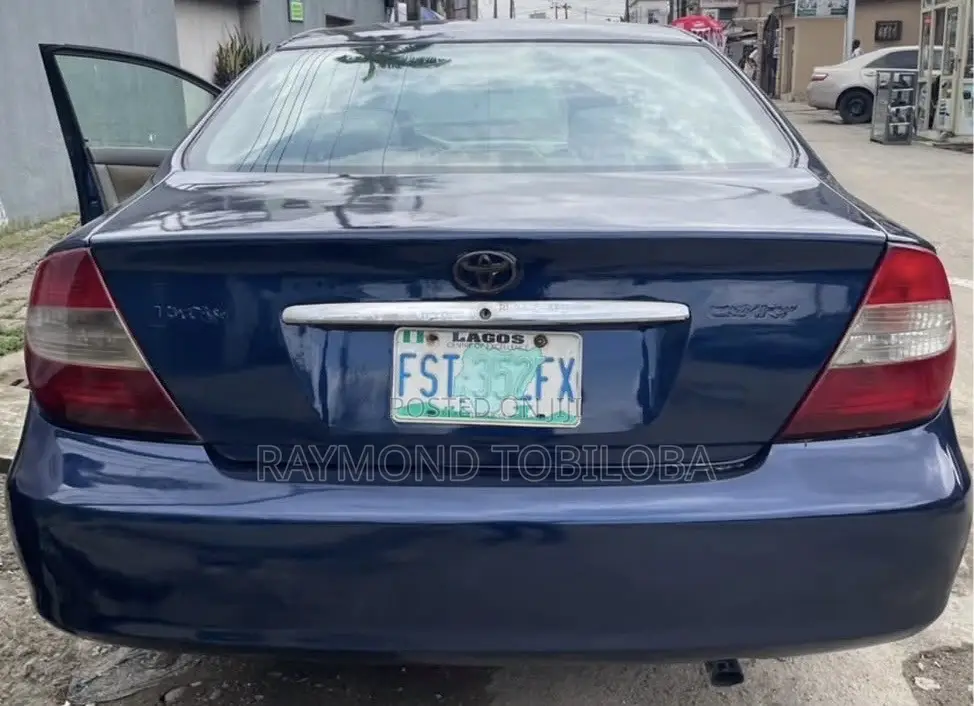 Toyota Camry 2003 Blue