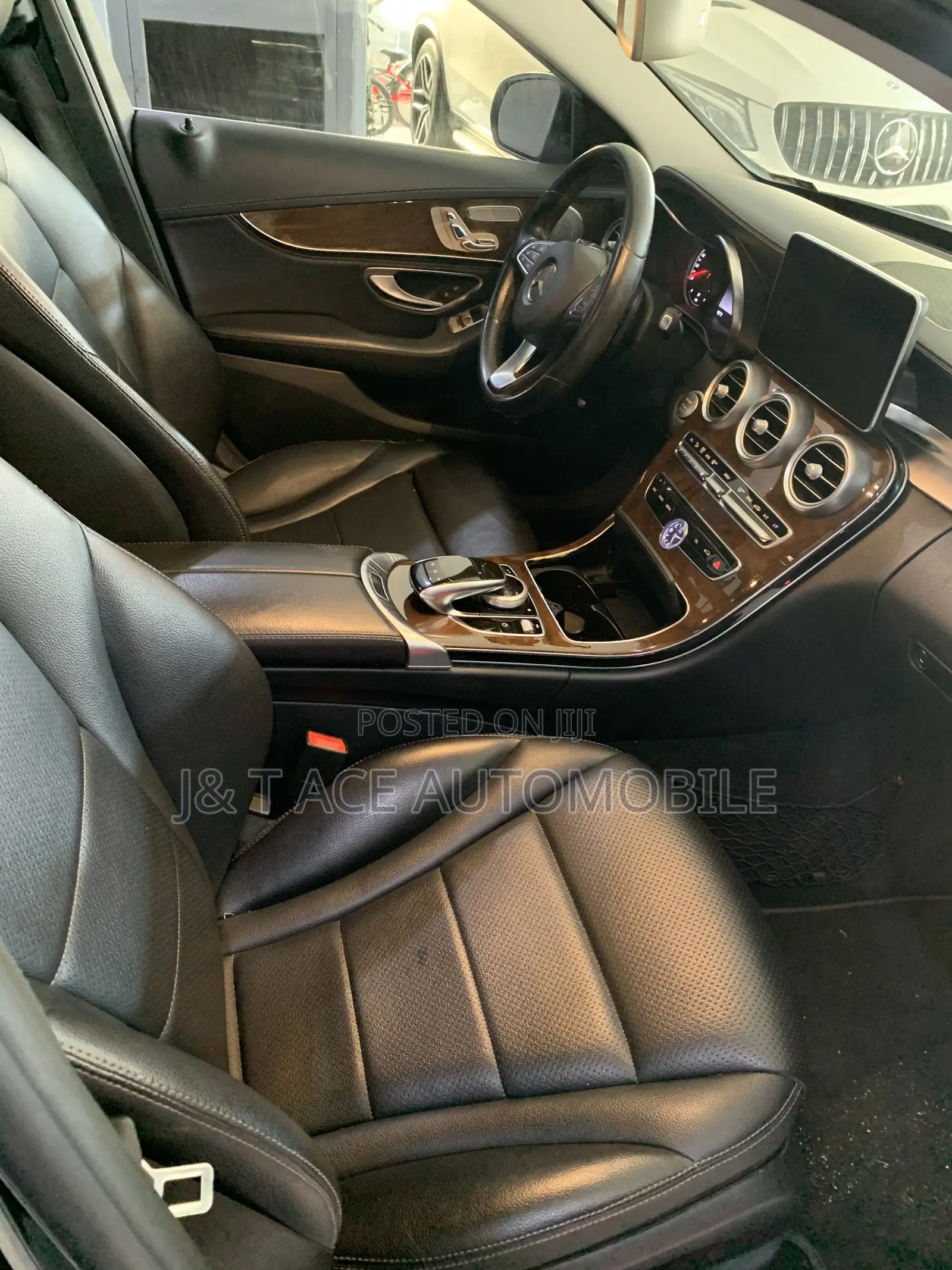 Mercedes-Benz C300 2015 Black