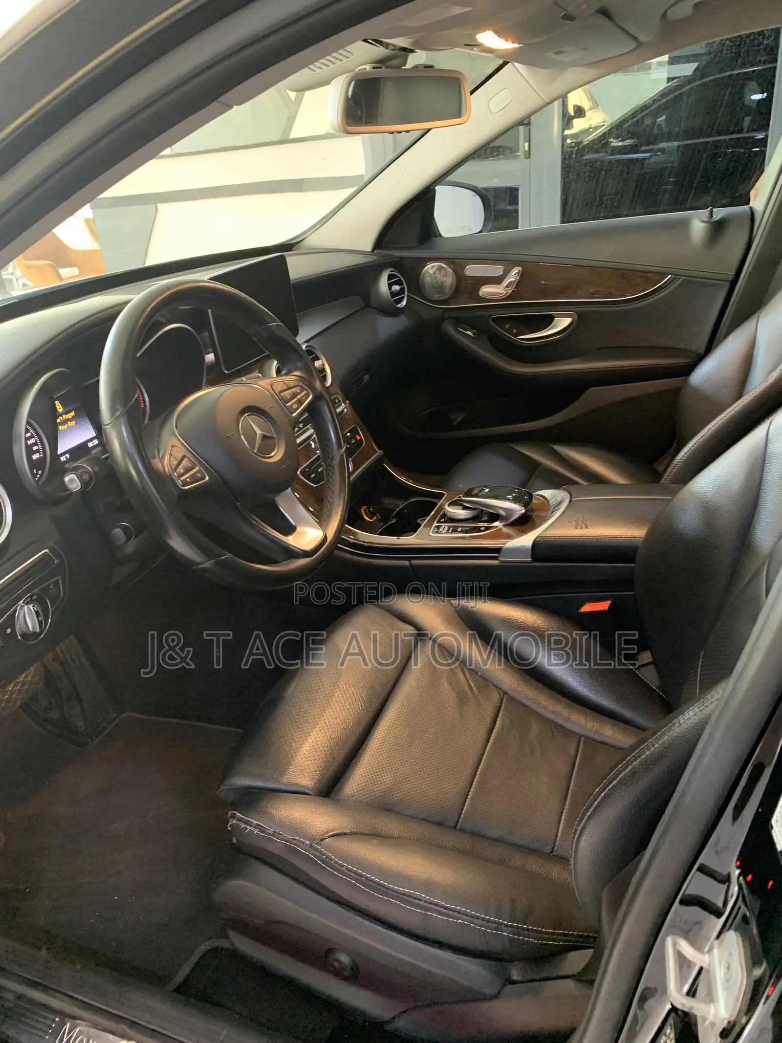 Mercedes-Benz C300 2015 Black