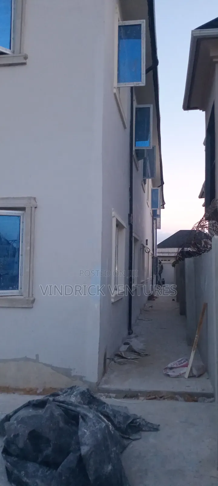 Mini Flat in Mobil Road Ilaje for rent