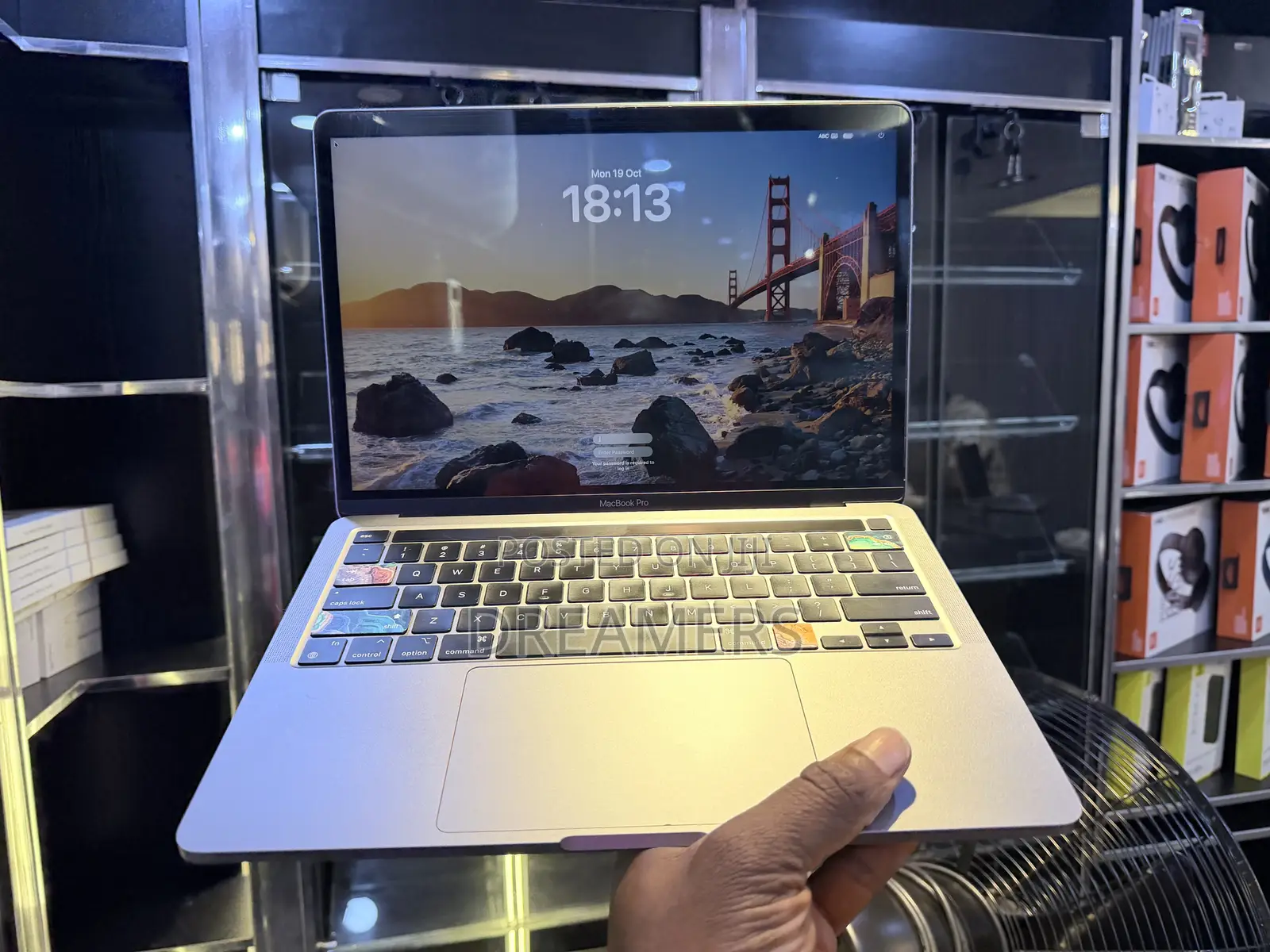 Laptop Apple MacBook Pro 2020 M1 16GB Apple M1 Pro SSD 256GB
