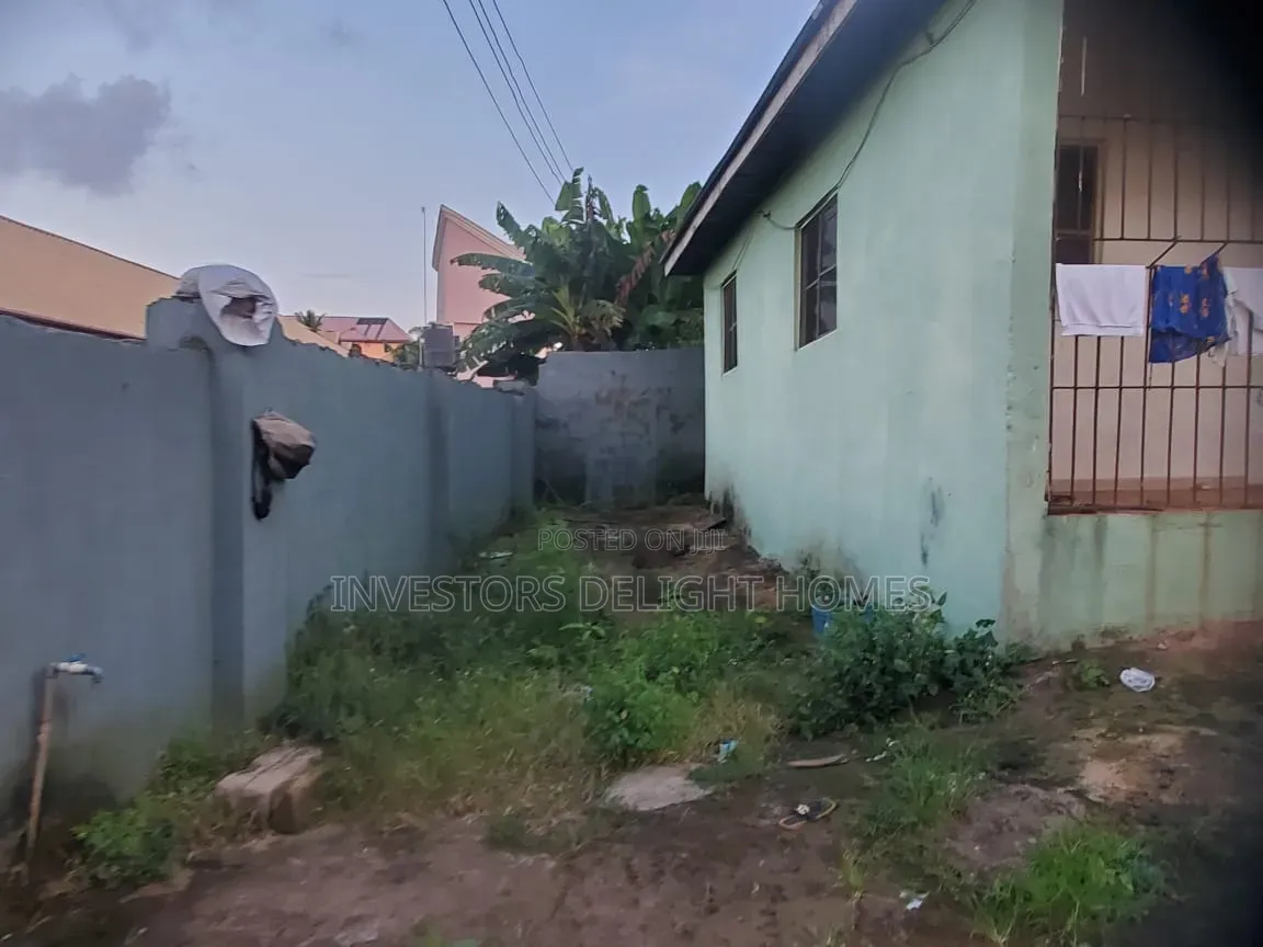 1bdrm Block of Flats in Oshimili North for sale