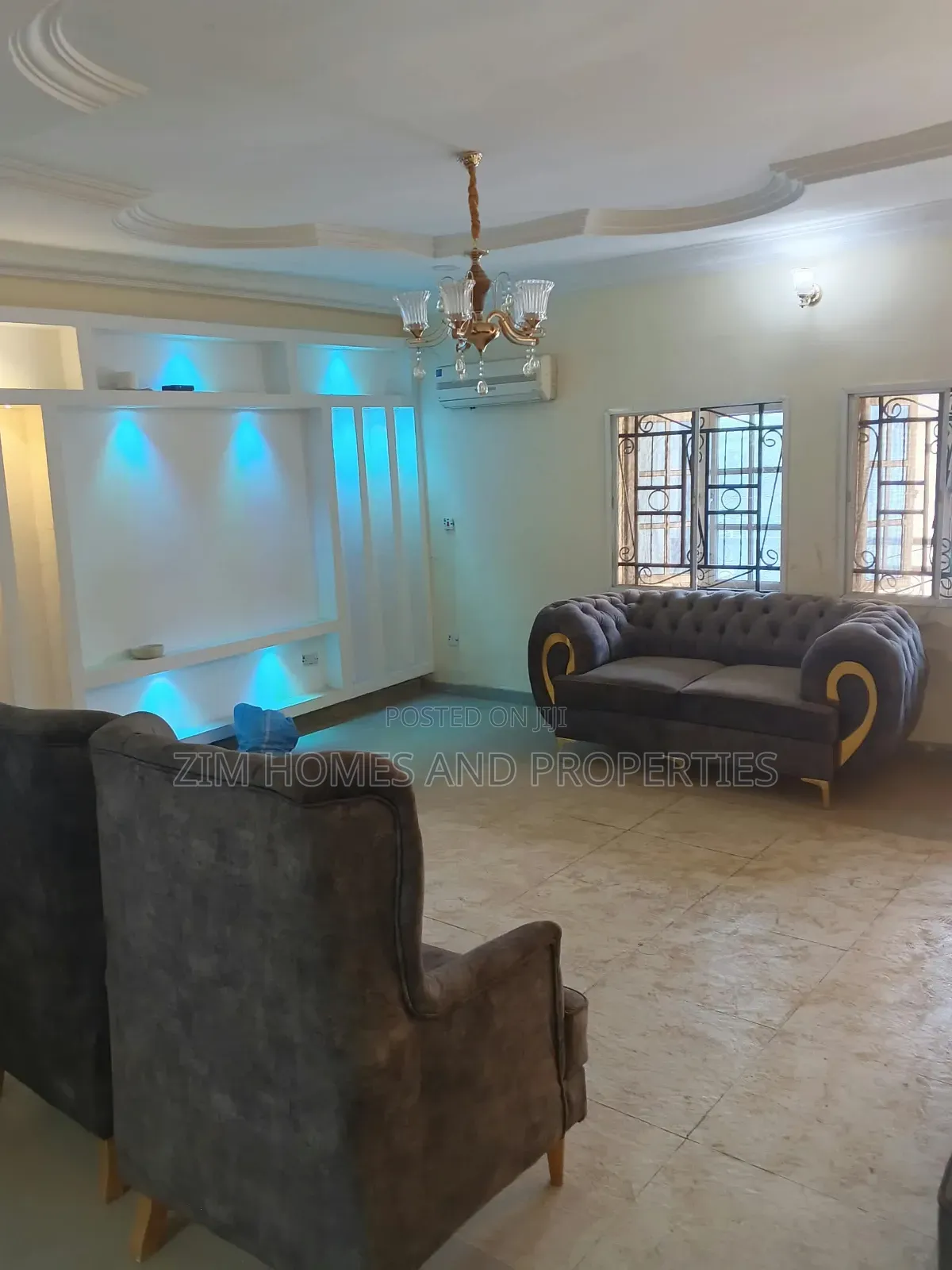 3bdrm Block of Flats in Zim Homes And, Jabi for rent
