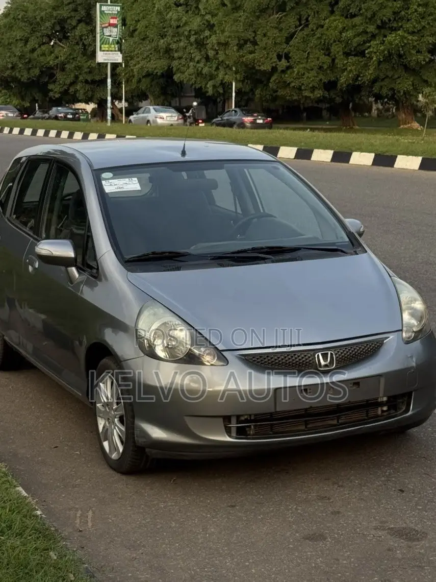 Honda Jazz 2006 Maroon