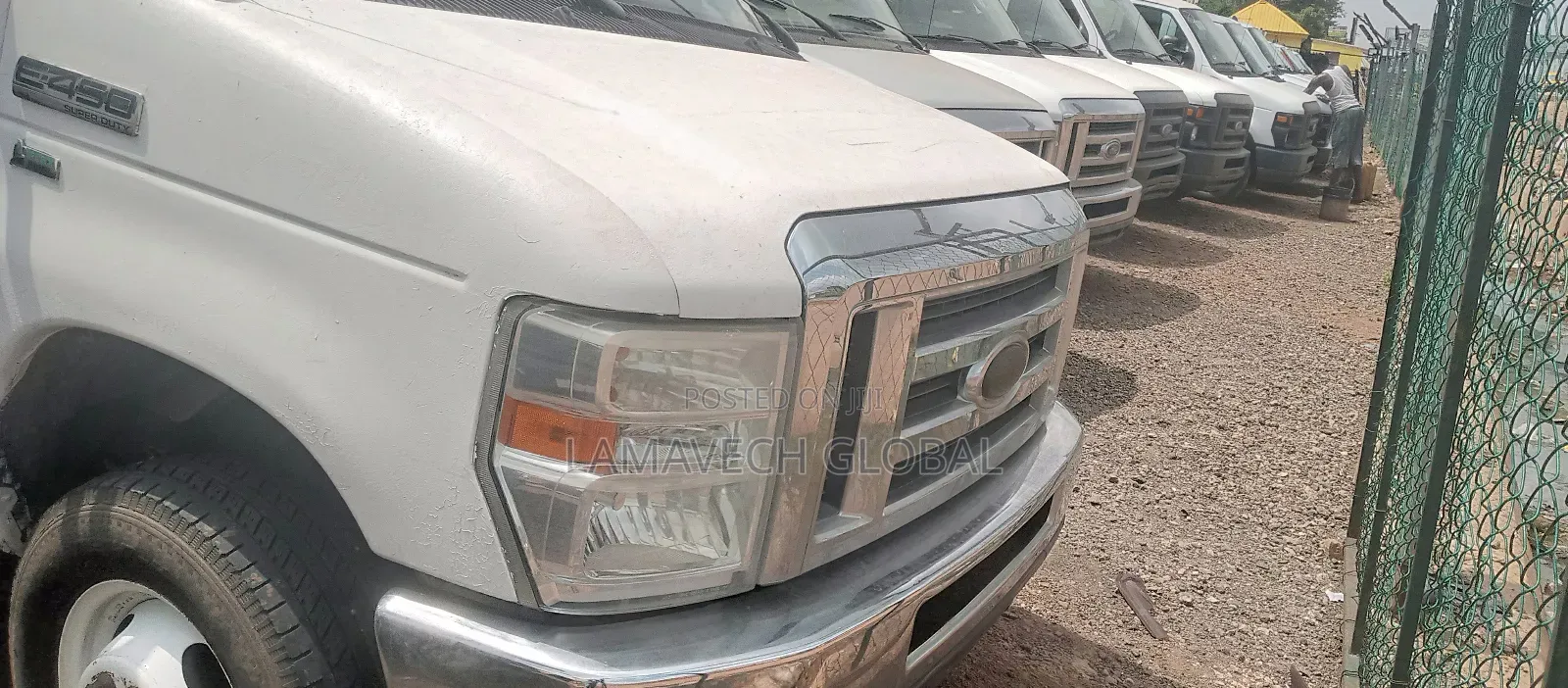 Ford E450 2014 White