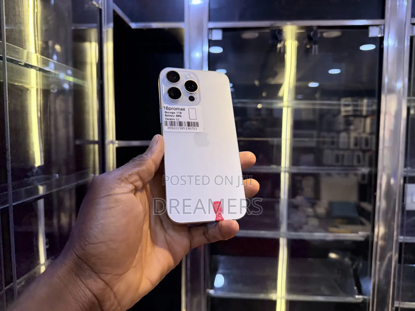 Apple iPhone 16 Pro Max 1 TB White
