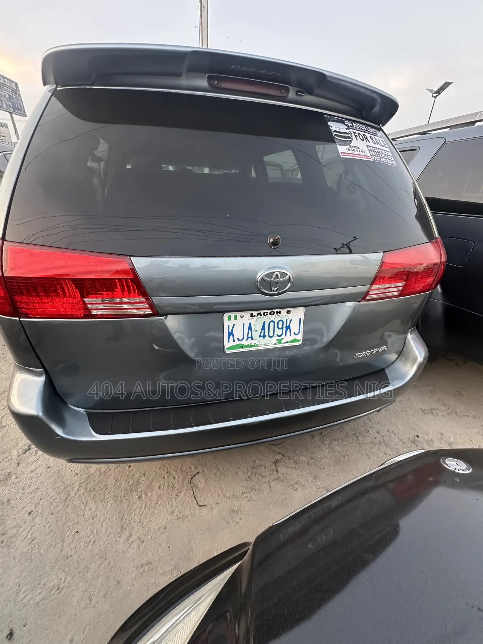 Toyota Sienna XLE Limited AWD 2005