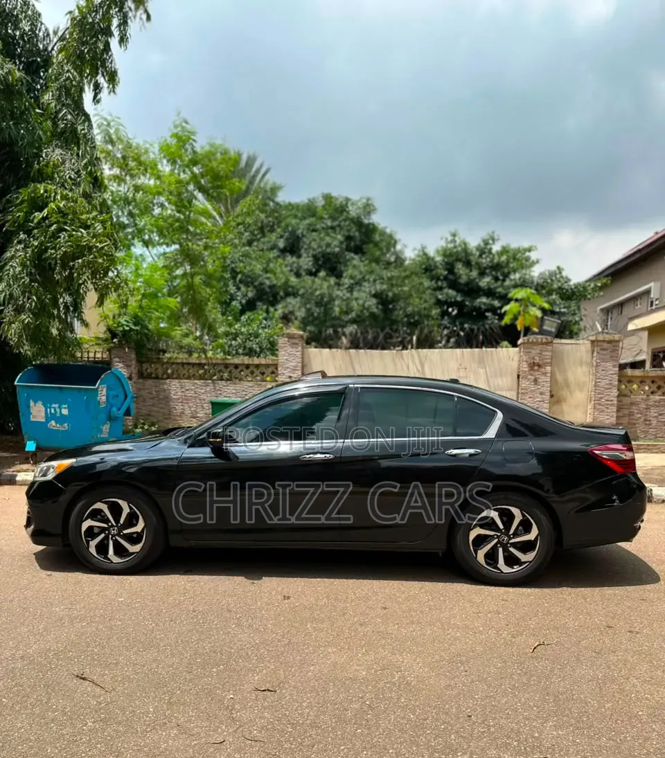 Honda Accord 2016 Black