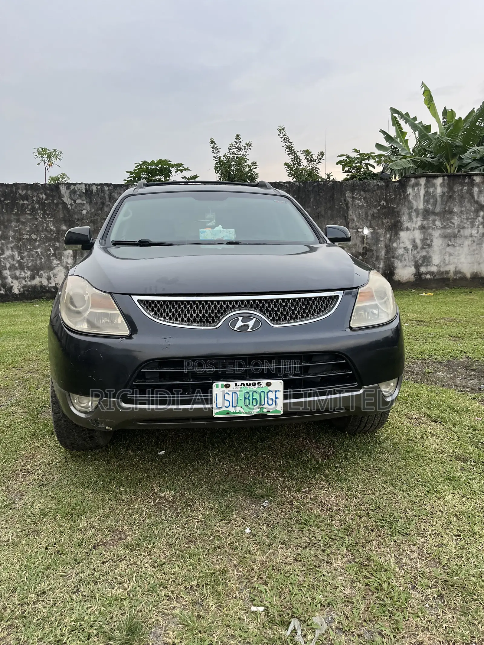 Hyundai Veracruz 2012 Black